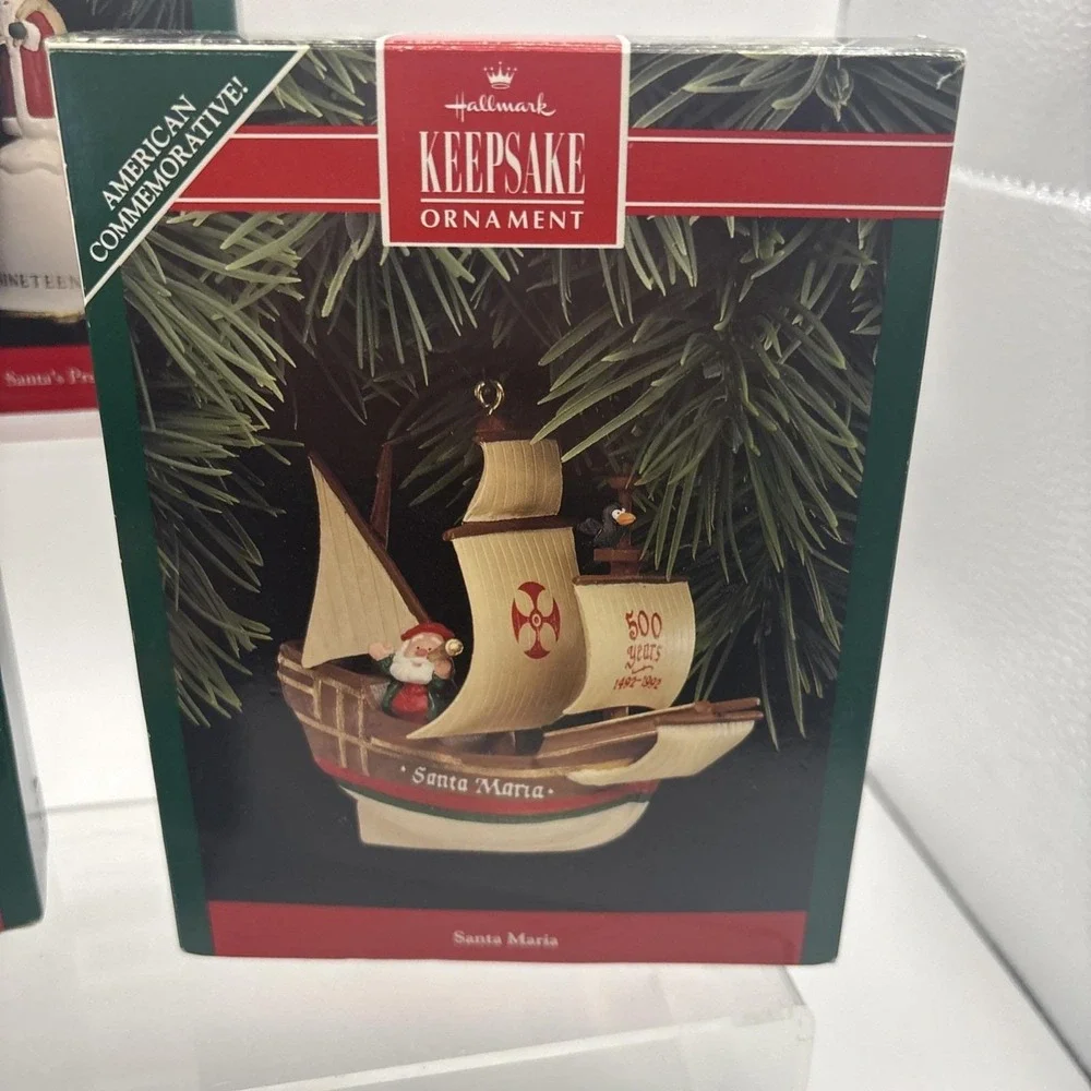 Vtg~Hallmark Ornaments~Lot of 5~Hooked on Santa/Santa Maria/Green Thumb Santa